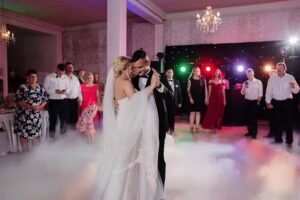 Fabryka ślub&oacute;w Naturalna fotografia i film