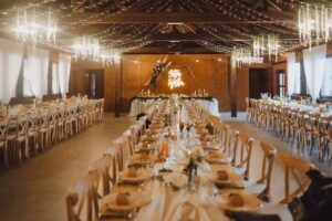 Gaj&oacute;wka Obręb | Rustykalna sala weselna | Boho przestrzeń