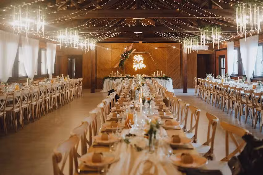 Gaj&oacute;wka Obręb | Rustykalna sala weselna | Boho przestrzeń