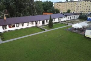 Galeria PRL noclegi pole namiotowe kemping sala imprezy