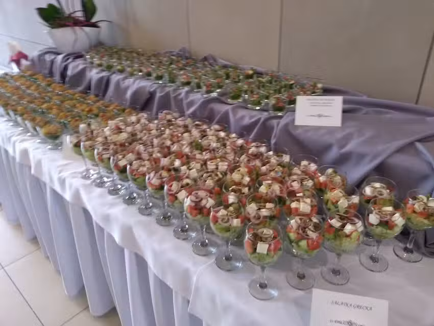 Gastronomia i Turystyka Małe Co Nieco. Waszak P.