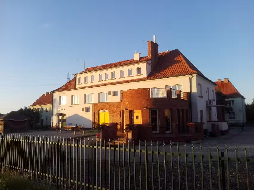 Gościniec NOCE I DNIE