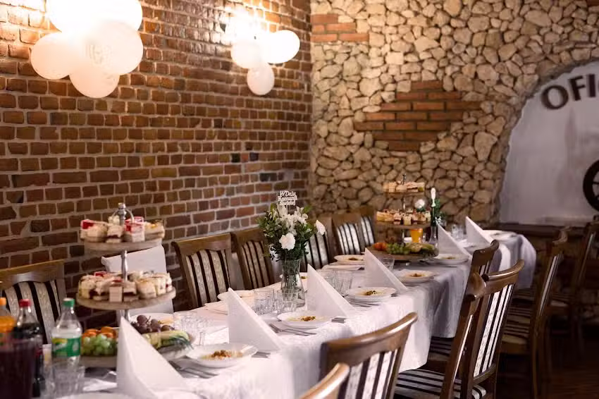 Gospoda Oficyna Charsznica