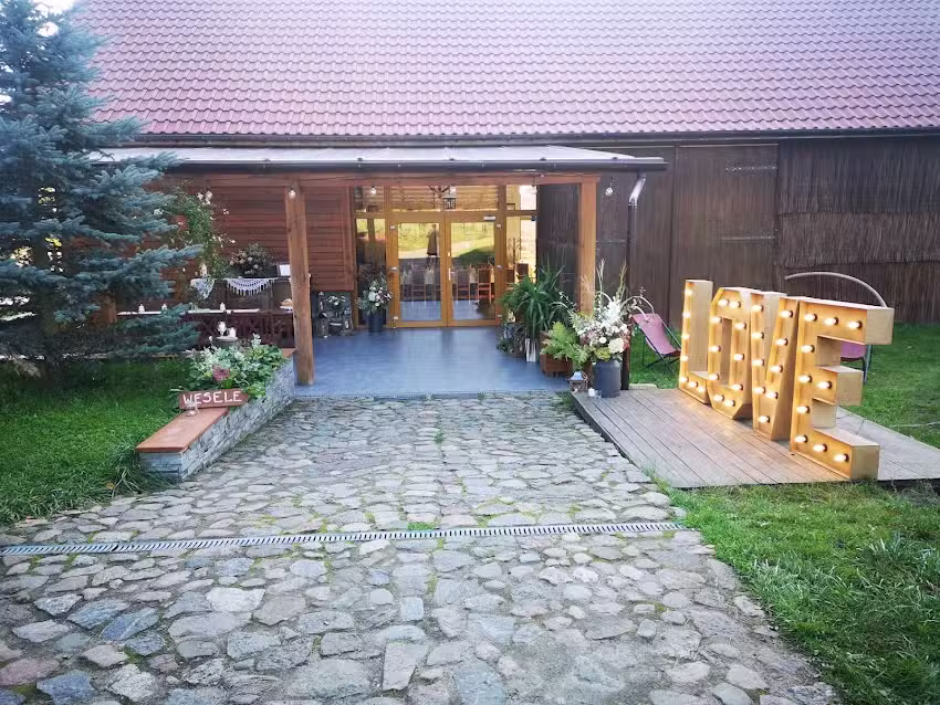 Gospodarstwo Kochańscy &ndash; Noclegi, wesela, komunie, agroturystyka