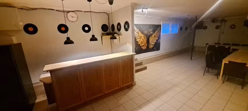 GRAMOFON CHYLONiA- lokal na imprezę i Twoje urodziny Gdynia