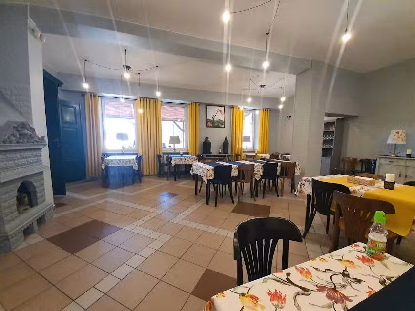 Gwiazdowo 16 Restauracja