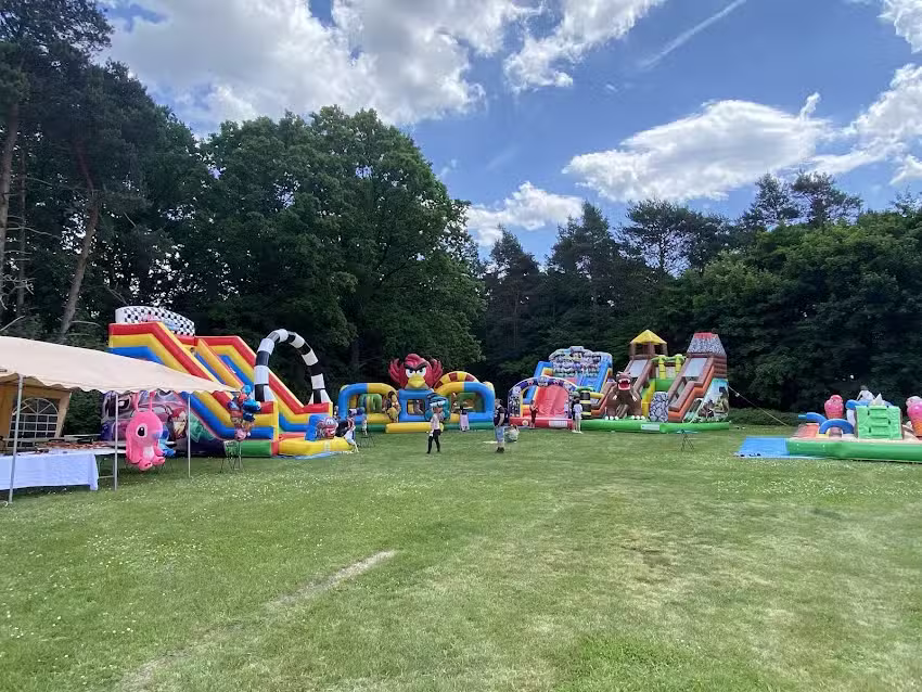 Hopsa Land Dmuchany Park Rozrywki Bolesławiec