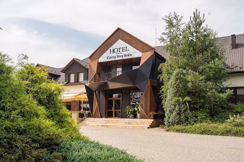 Hotel Cztery Pory Roku Jasionka k. Rzeszowa