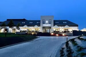 HOTEL GARBÓW hotel & restauracja