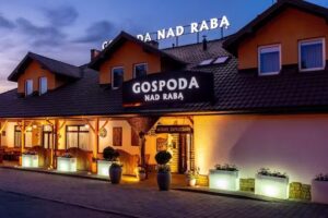 Hotel i Restauracja &ndash; Gospoda nad Rabą