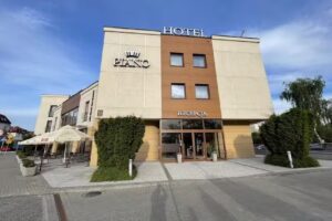 Hotel i Restauracja Piano