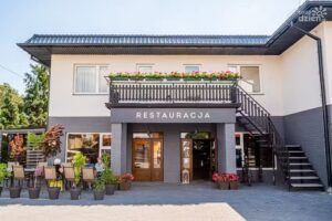 ​Hotel i restauracja „Pod Różami”