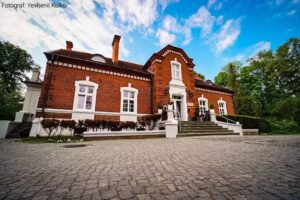 Hotel Muzealny Gołuch&oacute;w Dom Pracy Tw&oacute;rczej
