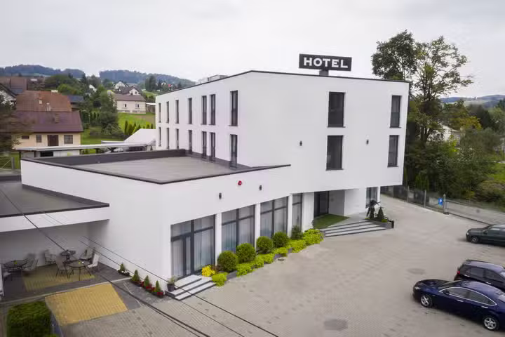 HOTEL RESTAURACJA Pod Kogutkiem