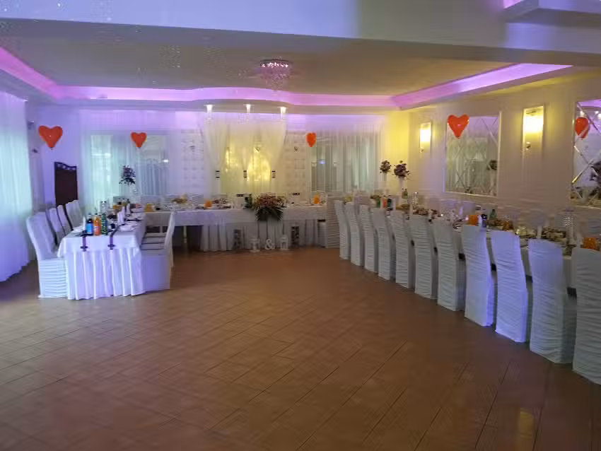 Huba Pub Sala Weselna Pizzeria Przyjęcia okolicznościowe Noclegi Biskupice