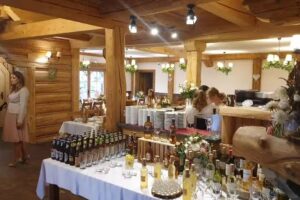 Jasic&oacute;wka pod Łysą G&oacute;rą &ndash; Restauracja | Dom weselny