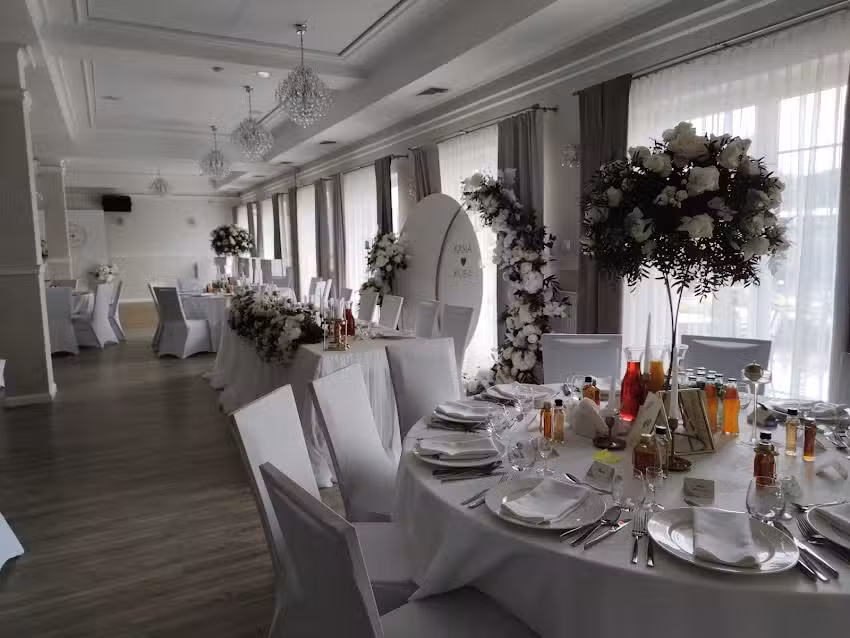 Jodłowy Dw&oacute;r