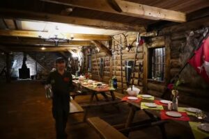 KAJTUR POLIGON imprezy integracyjne nad morzem, paintball, szkolenia militarne survivall, spływy