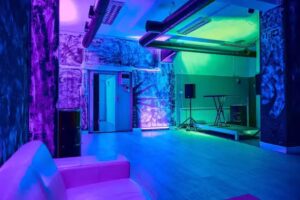 Klubowy loft na urodziny | Lokal na 18, sala na urodziny, miejsce na urodziny Warszawa, lokal na imprezę | O’BLOCK POLSKA