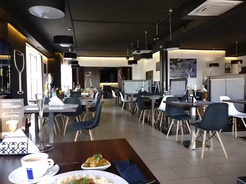 KONGRES Restaurant & Cafe Bar