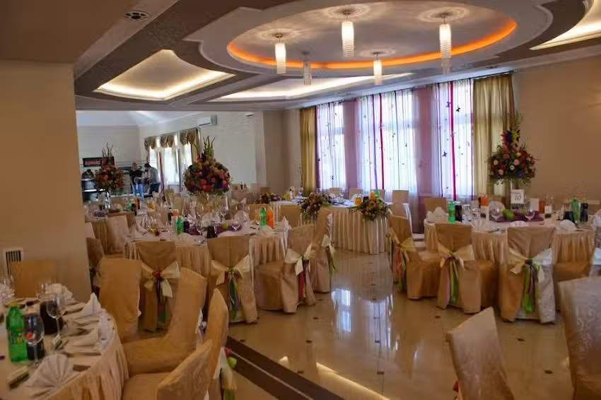 Kryształowy Dw&oacute;r Sala Weselna