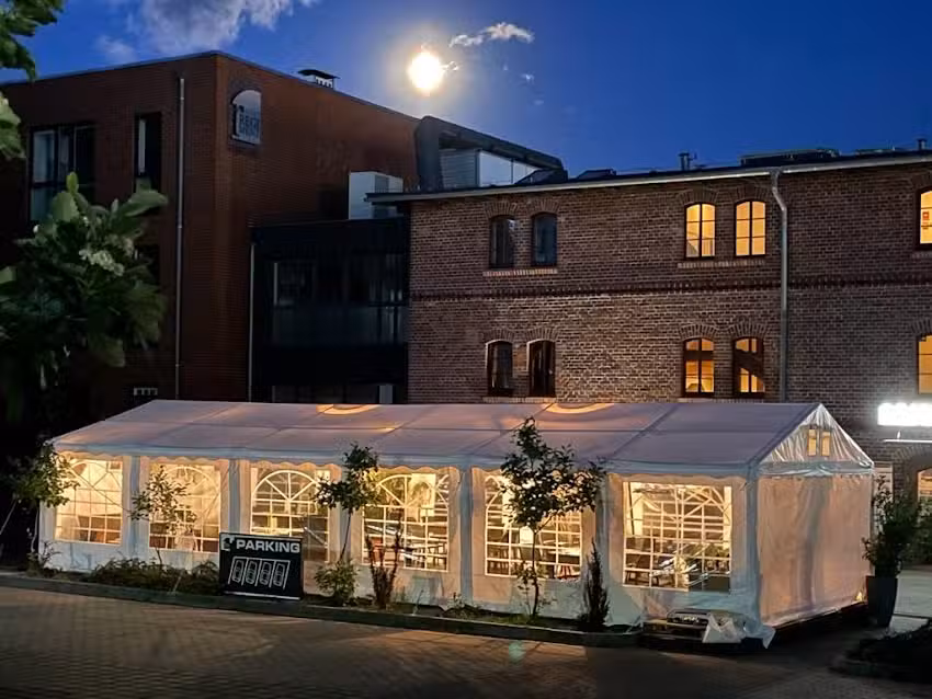 La Dolce Vita Restaurant Gniezno. &ndash; PIZZA, PASTA, GRILL STEAK, DANIA MIĘSNE, OWOCE MORZA, IMPREZY OKOLICZNOŚCIOWE, KOMUNIE.