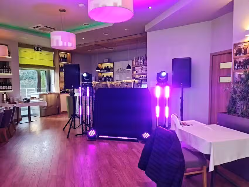 La Melisa Cafe and Restaurant