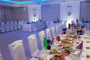 LEŚNICZANKA &ndash; Wesela i imprezy okolicznościowe