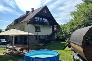 Leśniczówka Wieżyca noclegi, imprezy okolicznościowe, Szymbark pokoje, Kaszuby