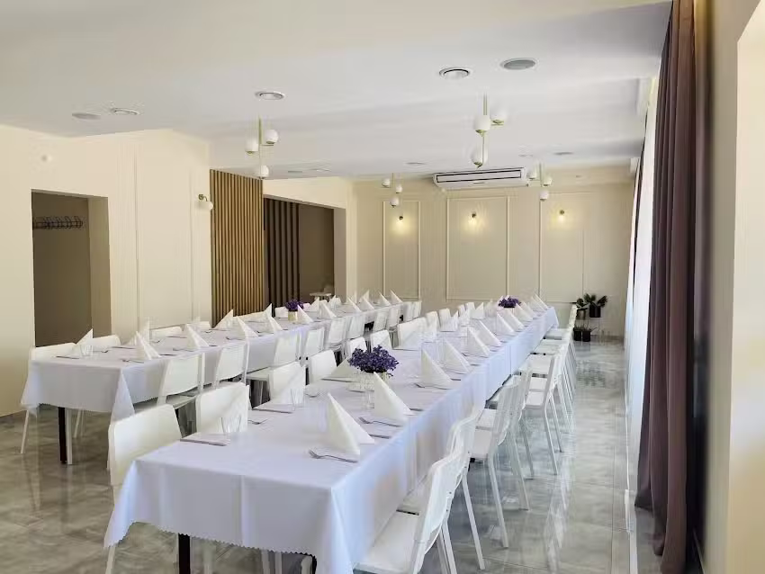 Łochowska 4 &ndash; Sala Bankietowa