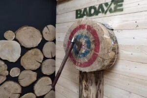 MAD AXE &ndash; Axe Throwing Krakow
