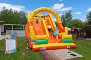 Maniaimprezowania Mielec | Dmuchańce, dmuchane zjeżdąalnie, animacje dla dzieci