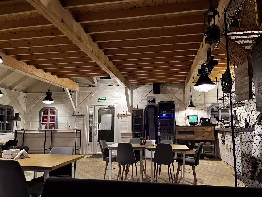 Manufaktura Grill House, Restauracja, Chrzciny, Komunia, Urodziny, Imprezy firmowe, Grill, Stypy, Rocznice