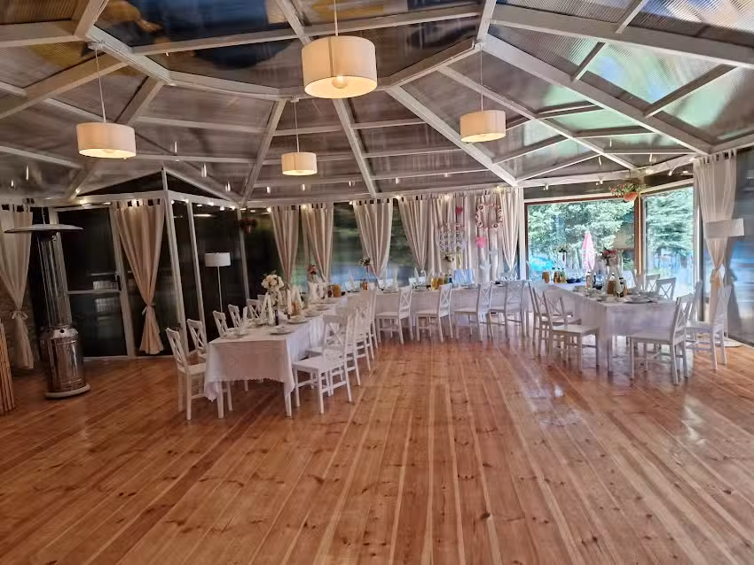 Marinasurf &ndash; baza rekreacyjno-wypoczynkowa nad jeziorem