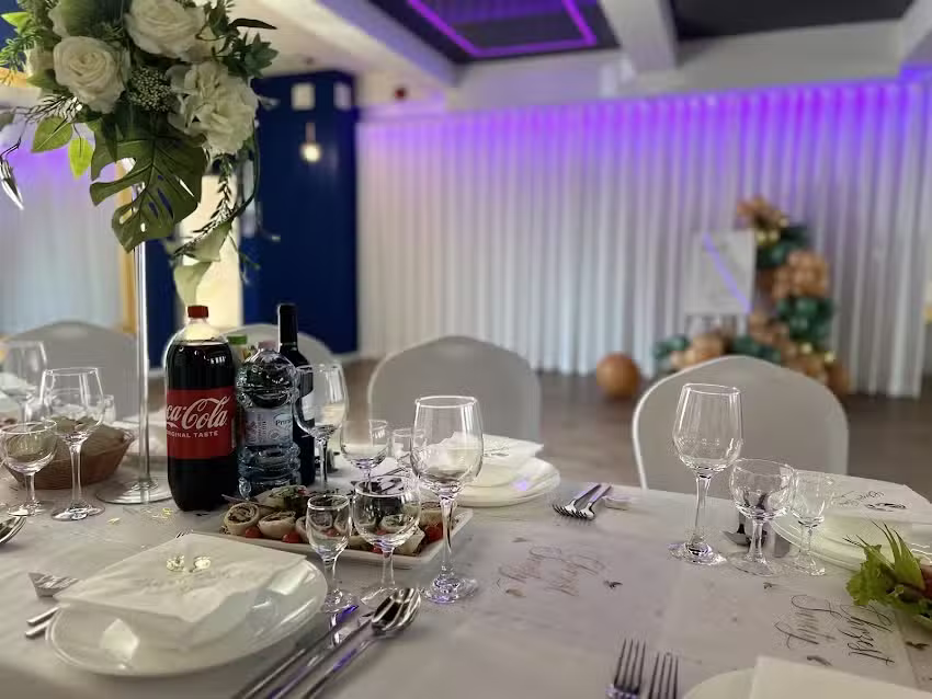 Mini Piętro &ndash; Sala Bankietowa , urodziny , eventy , komunie , wesela Płońsk