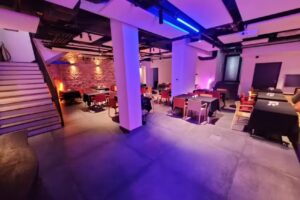 Młody Groch&oacute;w &ndash; Bistro & Event