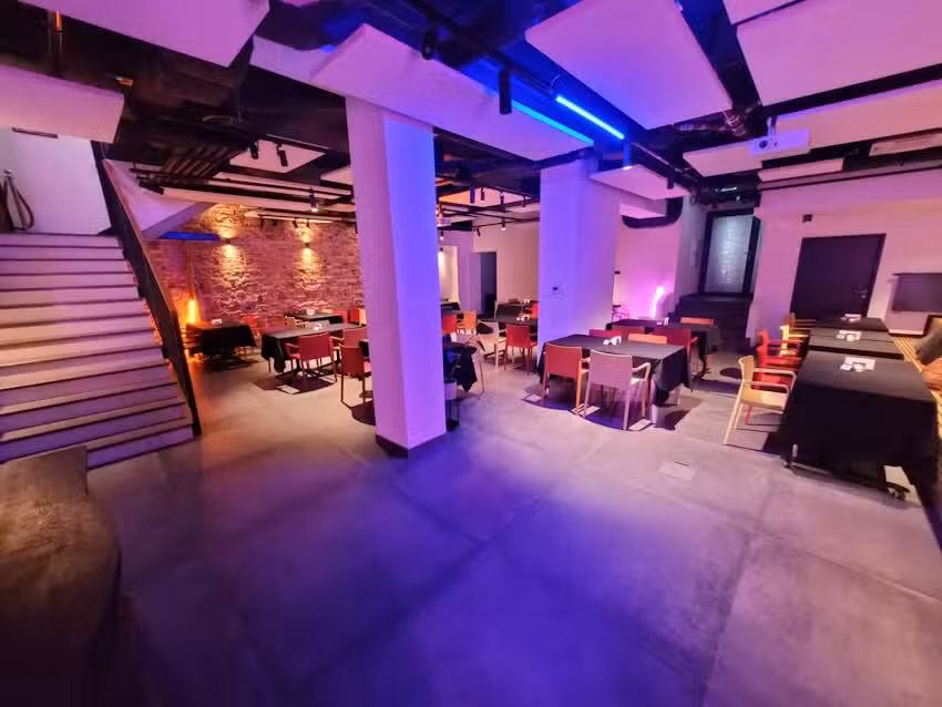 Młody Groch&oacute;w &ndash; Bistro & Event