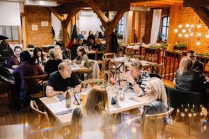 Młyn Restauracja &ndash; Kawiarnia, kuchnia polska,