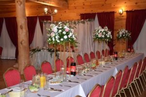 Modrzewiowy Dw&oacute;r