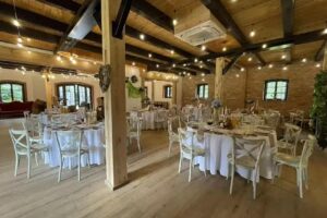 Modrzewiowy Dworek w Szteklinie