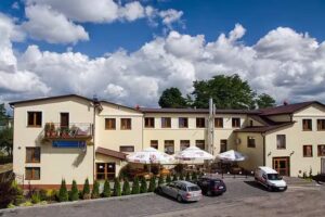 Nad Złotą Nitką Restauracja, pensjonat i dom weselny