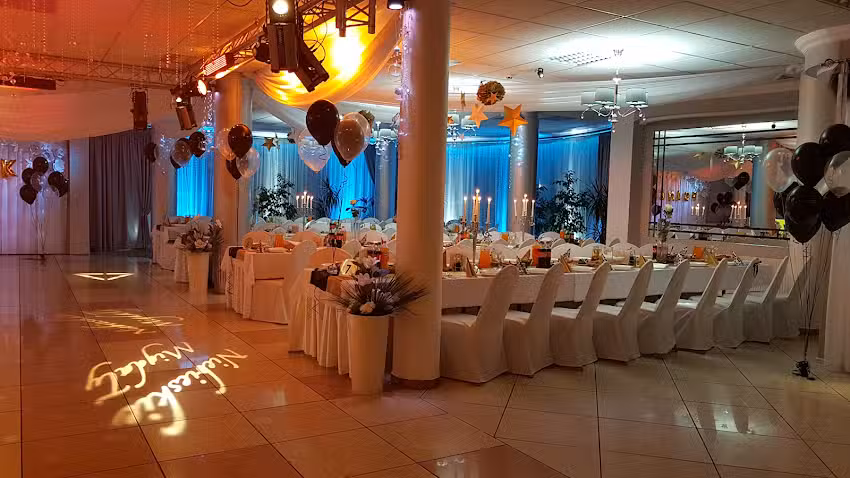 Niebieskie Migdały. Sala Bankietowa