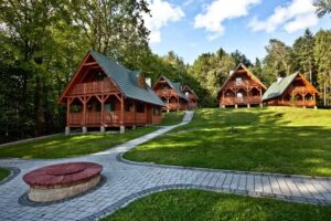 Ośrodek Wypoczynkowo Rekolekcyjny Totus Tuus im. Ks. Kard. Karola Wojtyły w Zembrzycach