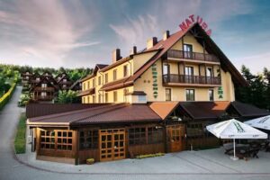 Ośrodek Wypoczynkowy Natura &ndash; Noclegi, Domki, Pokoje, Restauracja, Pizza, Wesela