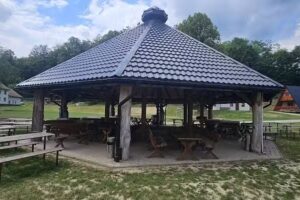 Ośrodek Wypoczynkowy ,,Uroczysko&rdquo;