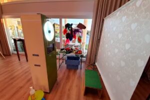 PalmoBUDKA – fotobudka na wesele, festyn i inne imprezy