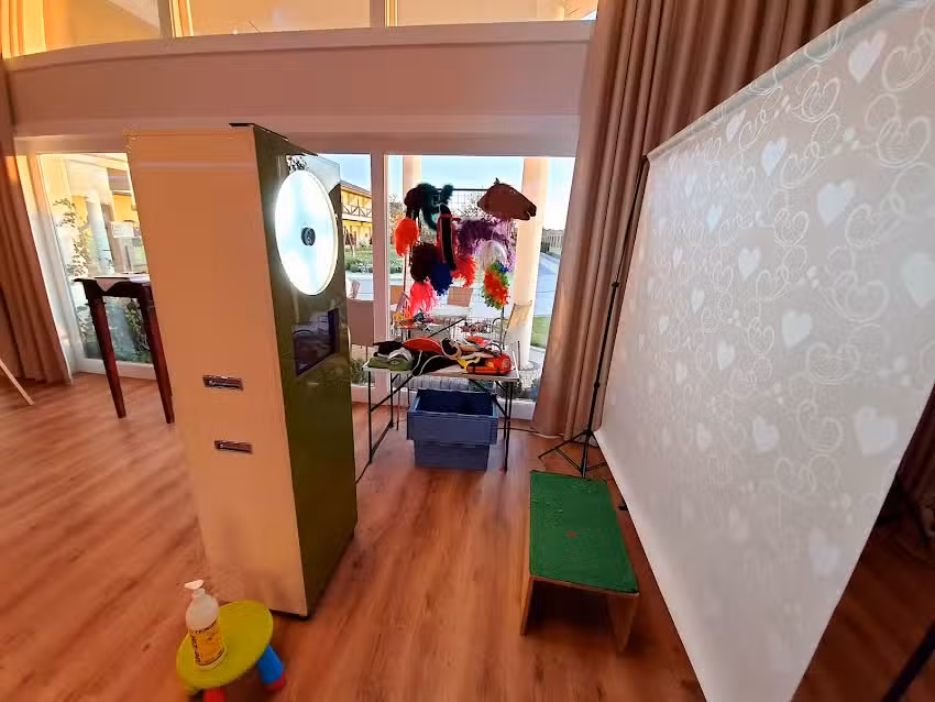 PalmoBUDKA &ndash; fotobudka na wesele, festyn i inne imprezy