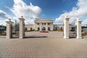 Parisel Palace Noclegi | Hotel | Restauracja | Sala Weselna | Łuk&oacute;w