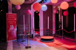 Party Time Byt&oacute;w