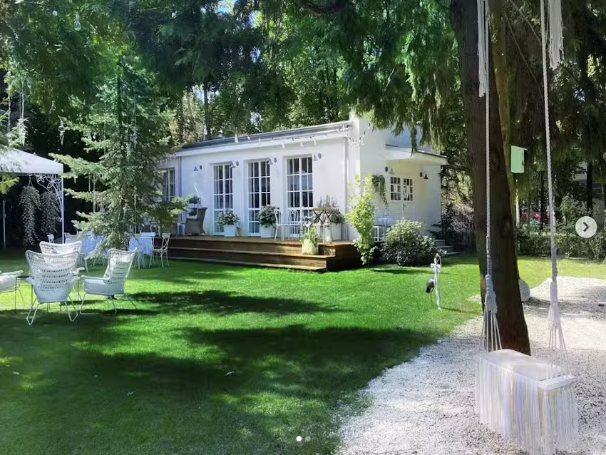 Pawilon Ogrodowy Modrzewiowa 33